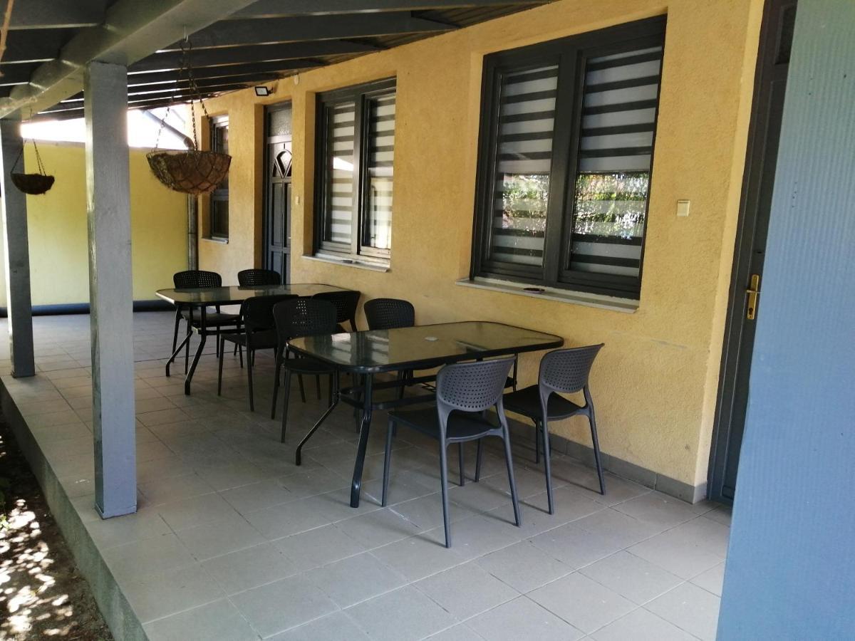 Illaberek Apartmanok Hajdúszoboszló Εξωτερικό φωτογραφία